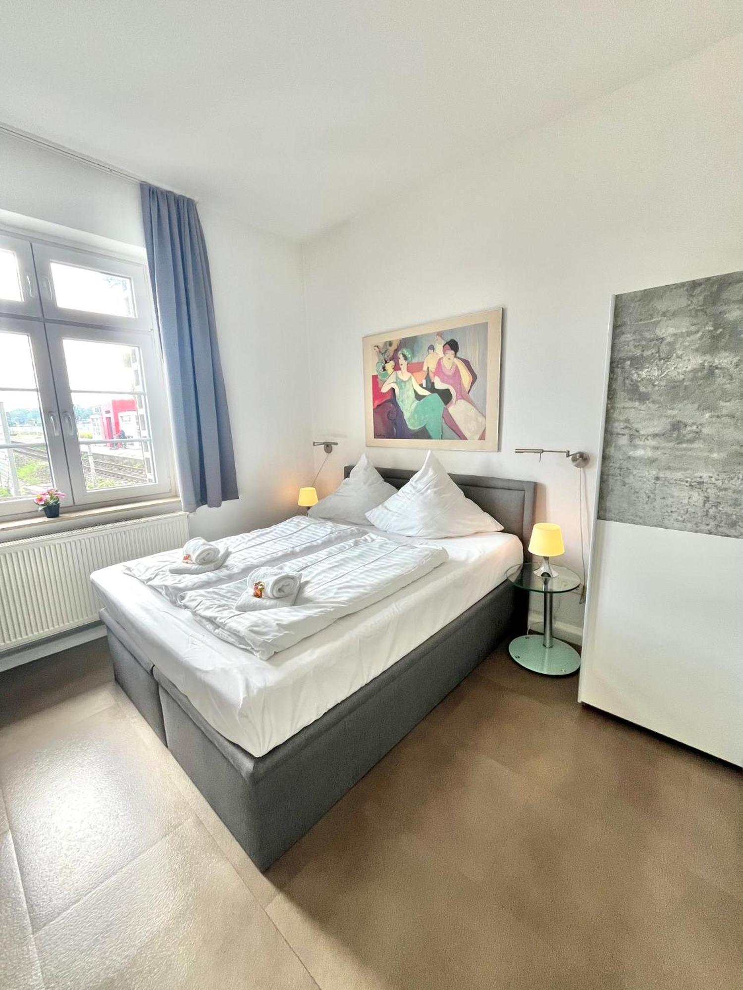 Guesthouse Bielefeld - Brake 외부 사진